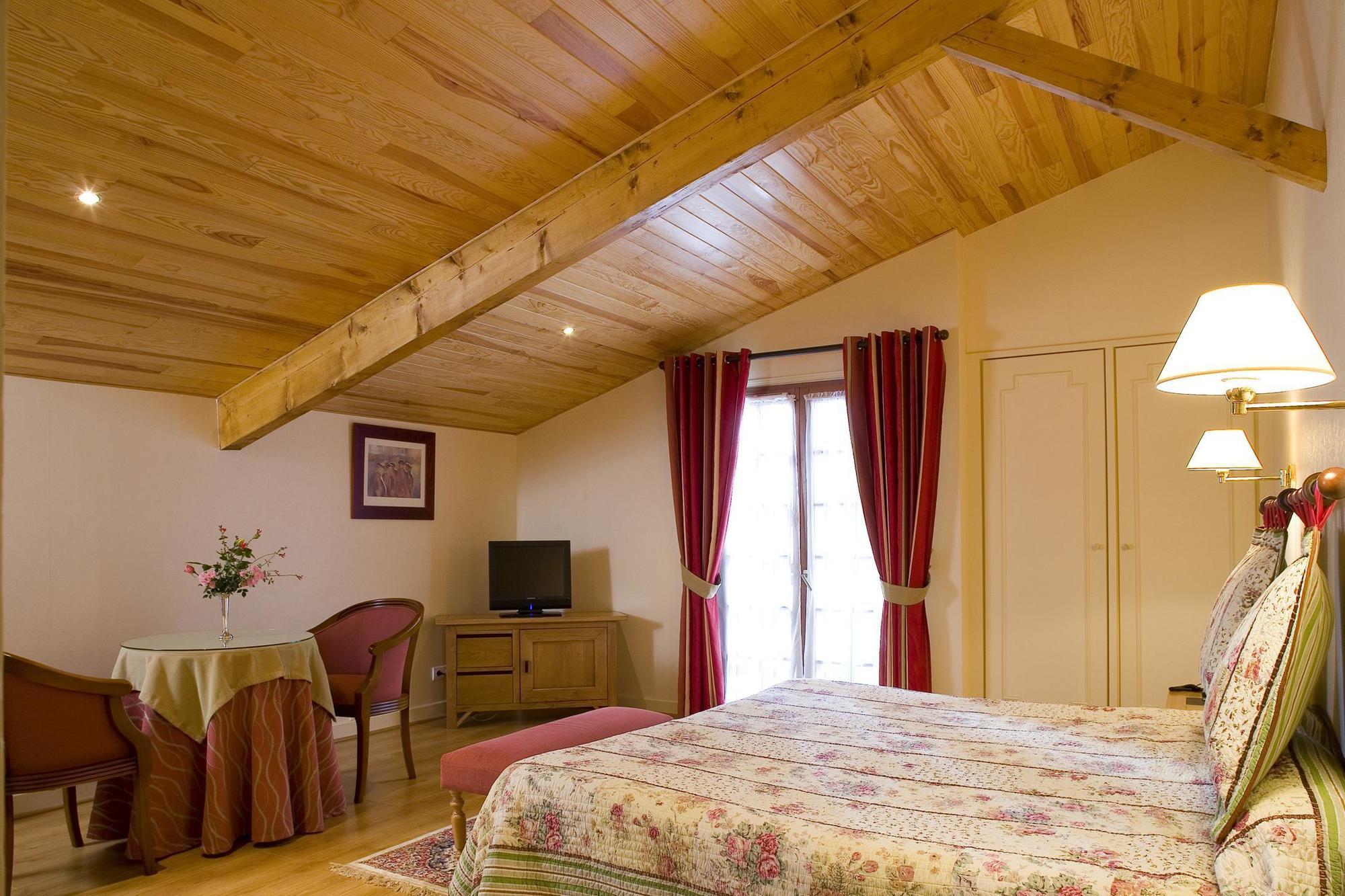 Hotel Argi Eder Aïnhoa Eksteriør billede